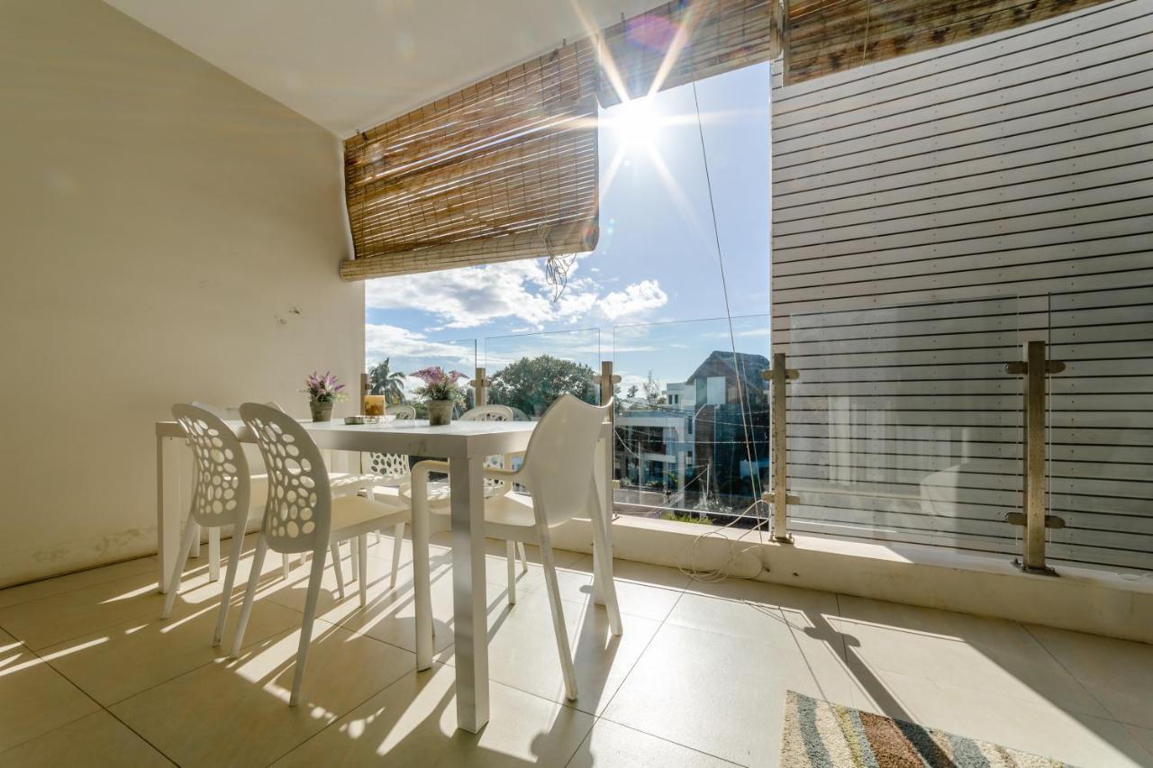Beachcove Apartment 9 In Pereybere Pereybere Beach Exterior foto