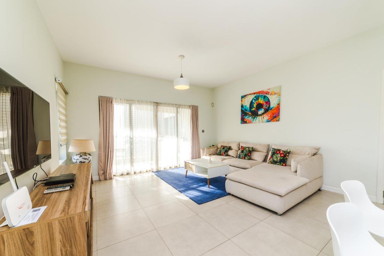 Beachcove Apartment 9 In Pereybere Pereybere Beach Exterior foto