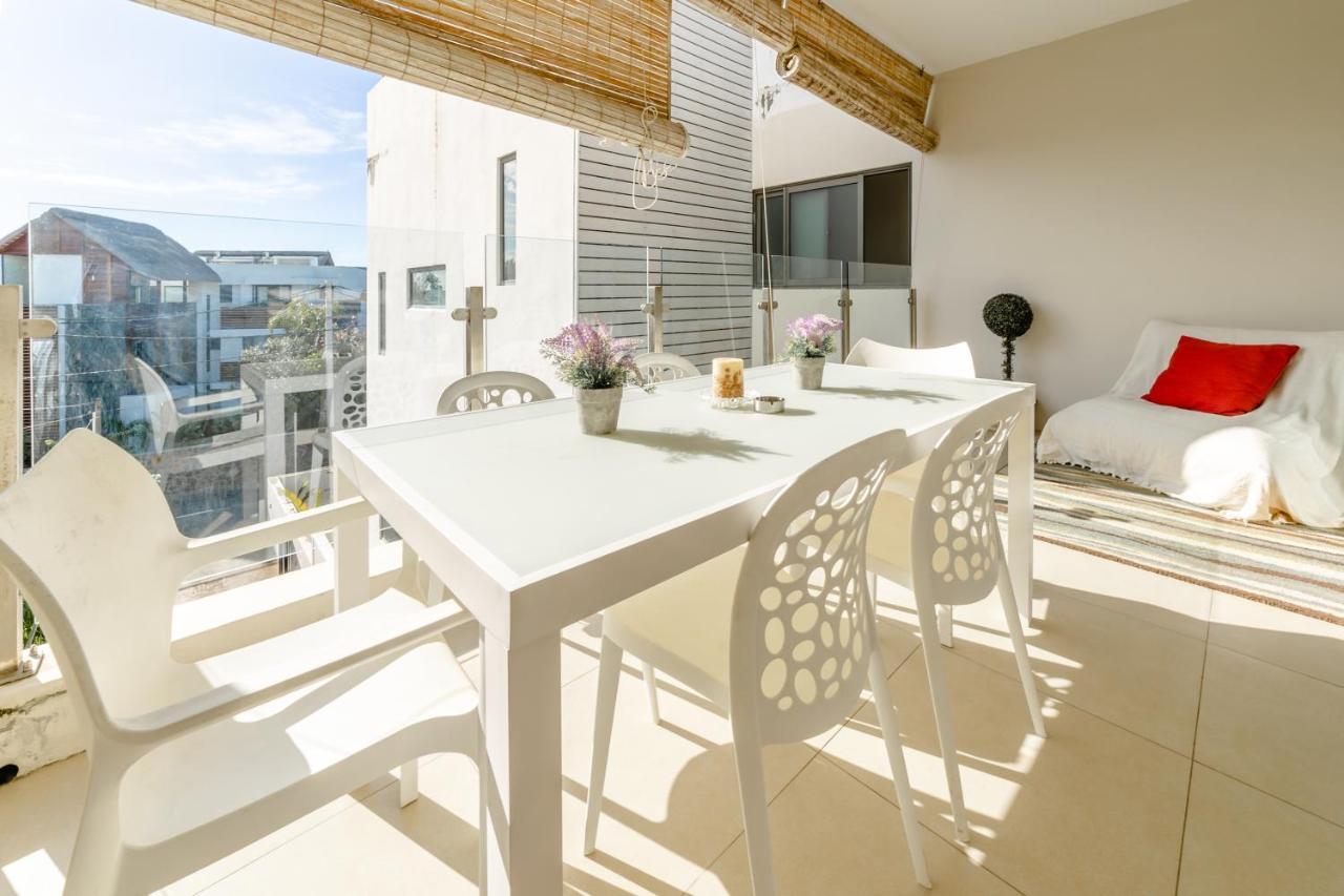 Beachcove Apartment 9 In Pereybere Pereybere Beach Exterior foto